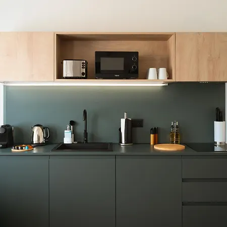 Limehome Rue Du Bailliage Versailles